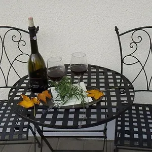 Flat With Swimming Pool In Prackenbach Deutschland