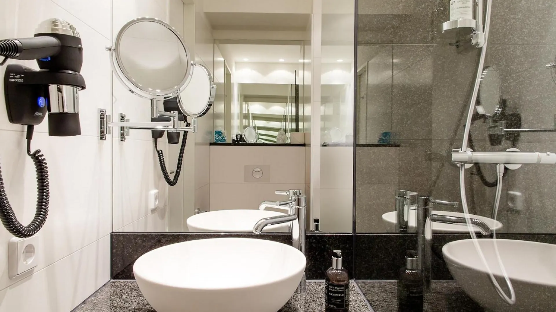 Hotel Motel One Stuttgart-Mitte